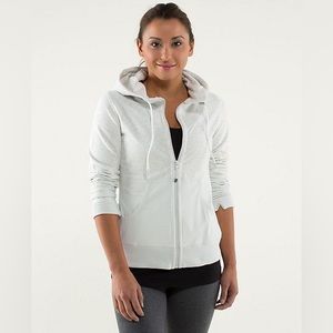 Lululemon voyage hoodie size 4